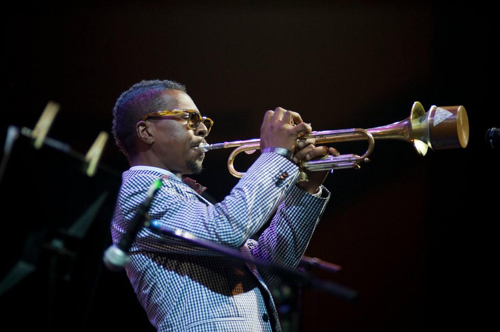 Современные джазовые музыканты. Roy Hargrove. Рой Вильямс джазовый музыкант. Джаз труба. Маленький джазмен.